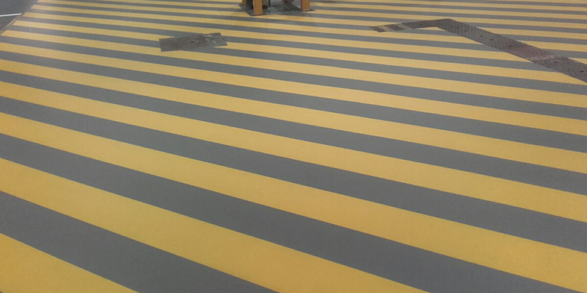 Revêtement de sol haute résistance mécanique et chimique