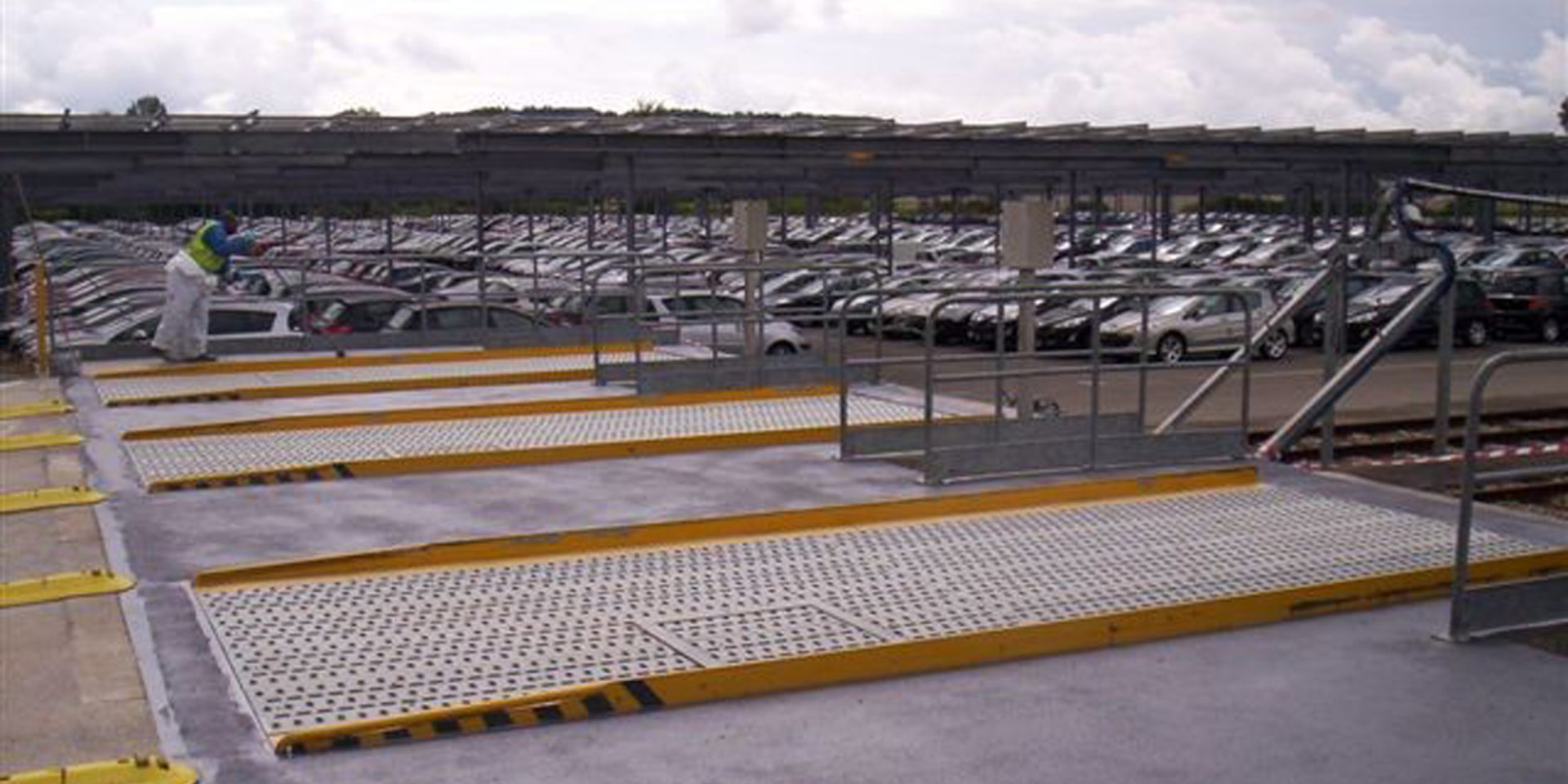 Revêtement de sol extérieur haute résistance mécanique